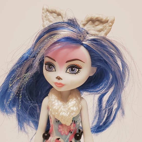 Ever After High Epic Winter Pixie Fox Doll - Picture 3 of 9